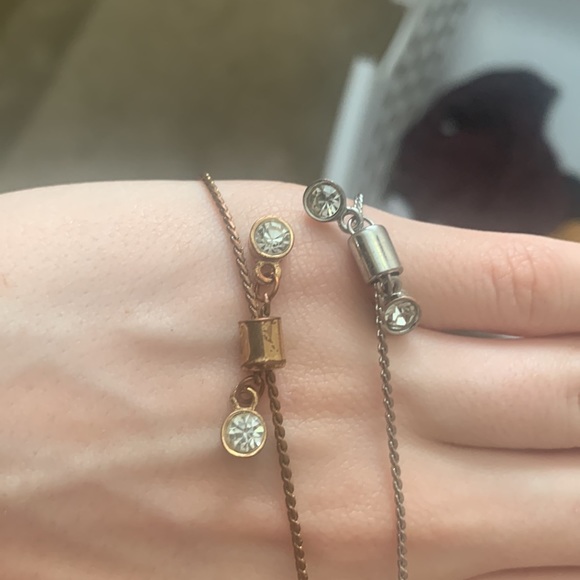 Adjustable bracelets - Picture 2 of 3